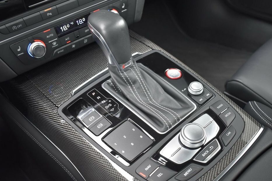 Продам Audi S6 2018 года в Киеве