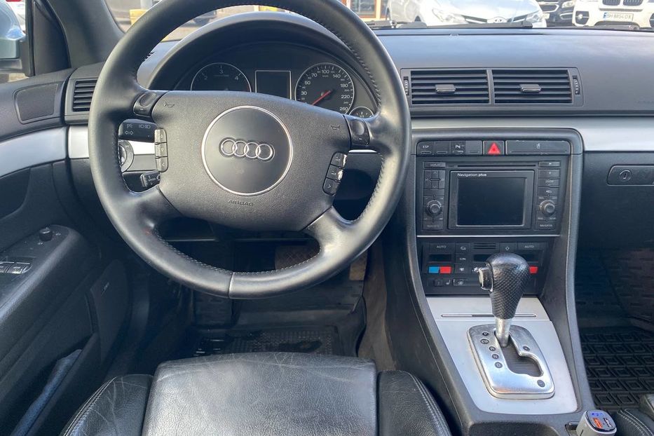 Продам Audi A4 2002 года в Одессе