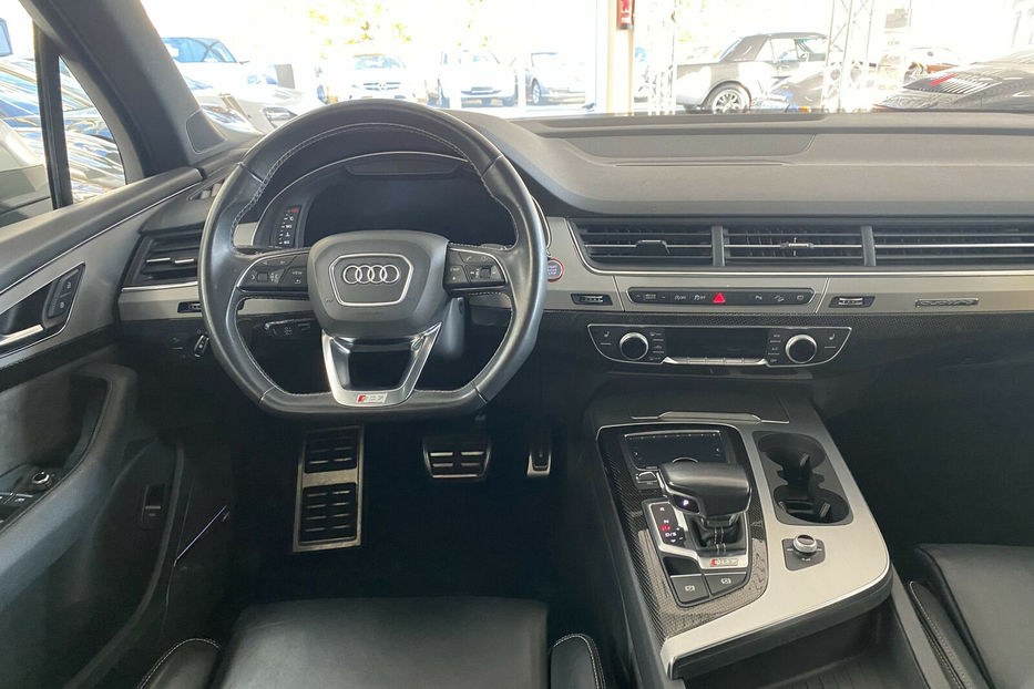 Продам Audi SQ 7 Quattro 2018 года в Киеве