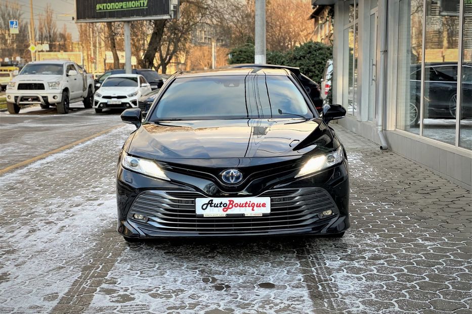 Продам Toyota Camry 2020 года в Одессе