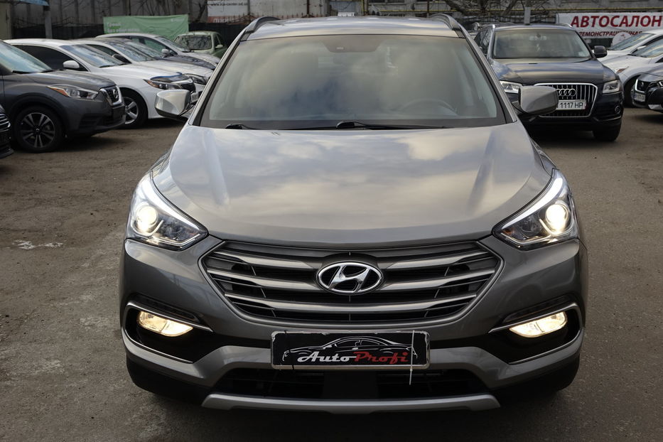 Продам Hyundai Santa FE AWD 2017 года в Одессе