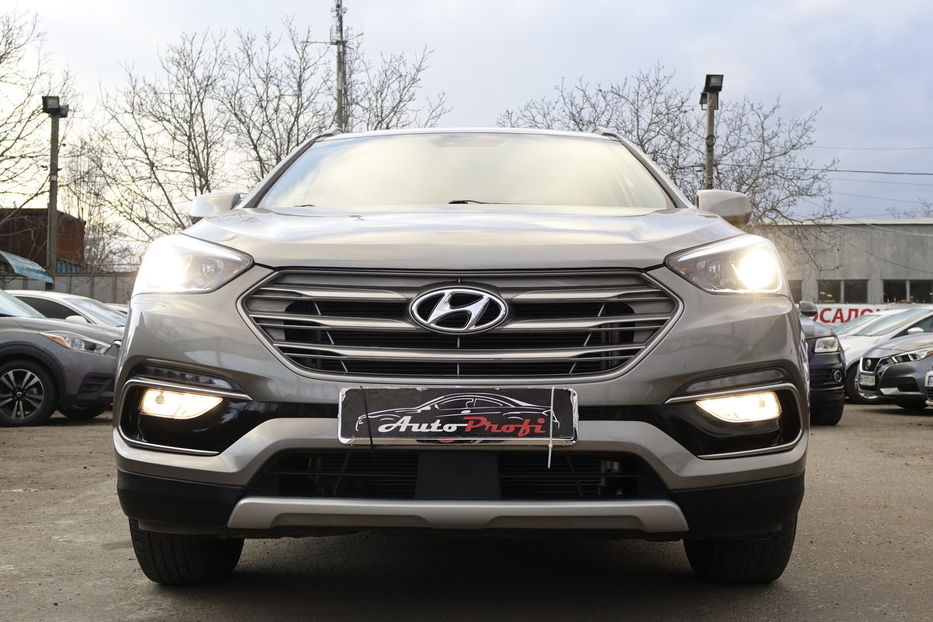 Продам Hyundai Santa FE AWD 2017 года в Одессе