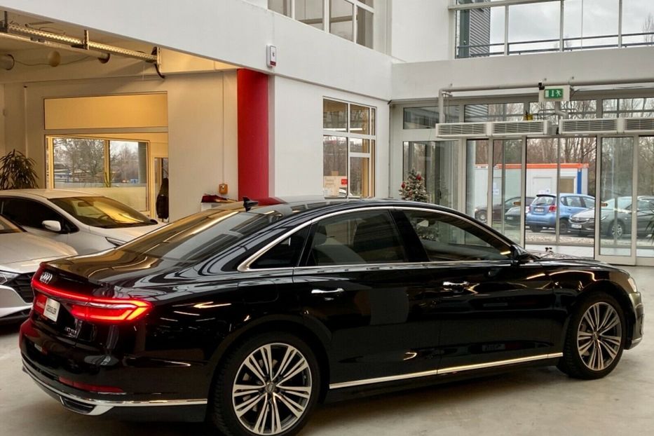 Продам Audi A8 Quattro 2019 года в Киеве