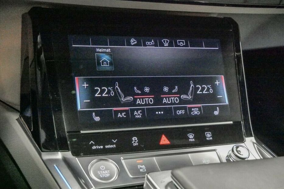 Продам Audi E-Tron Quattro 2019 года в Киеве