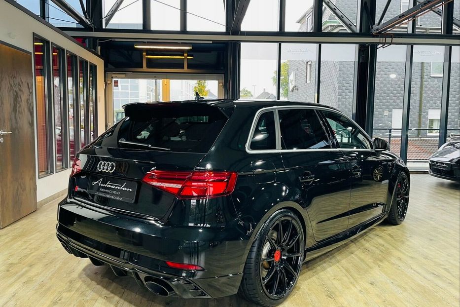 Продам Audi RS3 Quattro 2019 года в Киеве