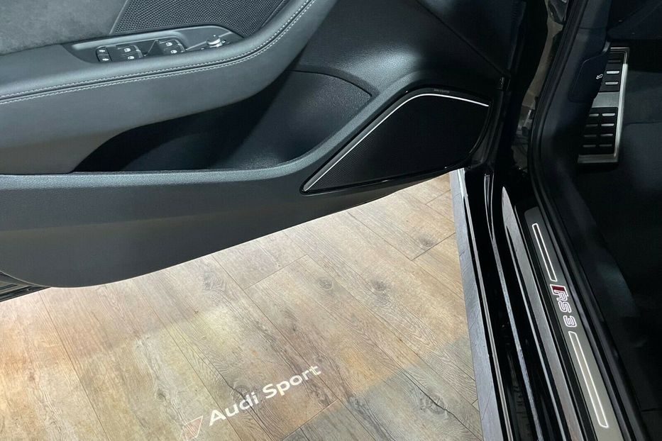 Продам Audi RS3 Quattro 2019 года в Киеве
