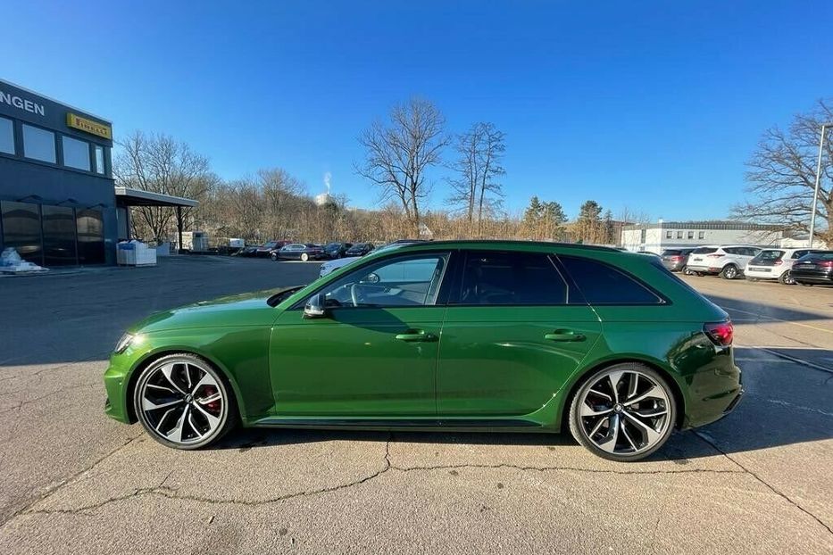 Продам Audi RS4  Quattro 2019 года в Киеве