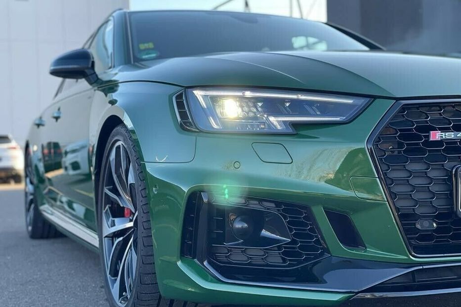 Продам Audi RS4  Quattro 2019 года в Киеве