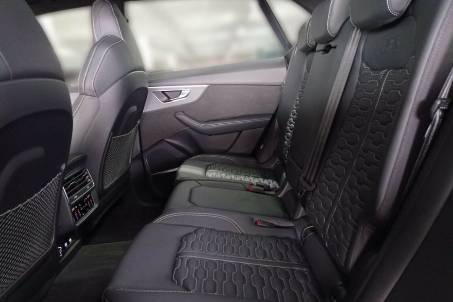 Продам Audi RS Q8 Quattro 2019 года в Киеве