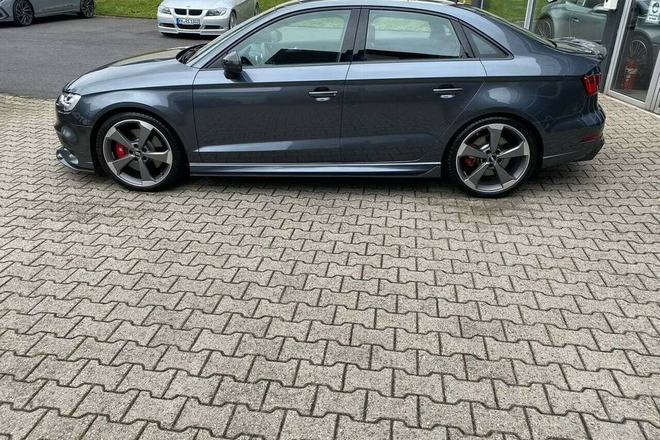 Продам Audi S3 Quattro 2019 года в Киеве