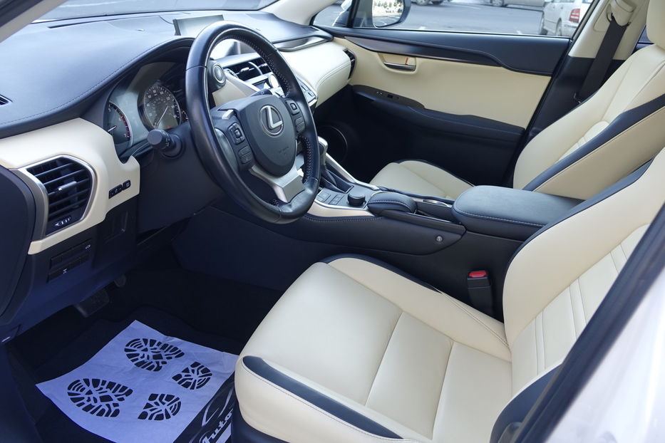 Продам Lexus NX 200 FULL 2017 года в Одессе