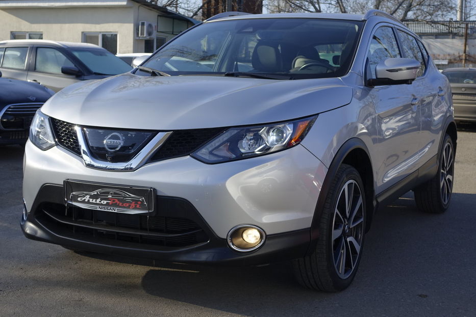 Продам Nissan Rogue SPORT SL  2018 года в Одессе