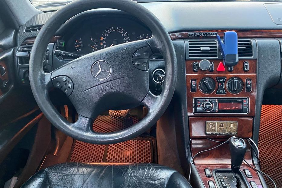 Продам Mercedes-Benz E-Class 280 1999 года в Одессе