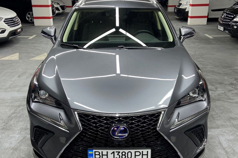 Продам Lexus NX 300 Hybrid 2021 года в Одессе