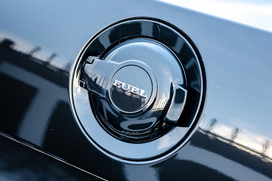 Продам Dodge Challenger  SRT HellCat 2018 года в Киеве