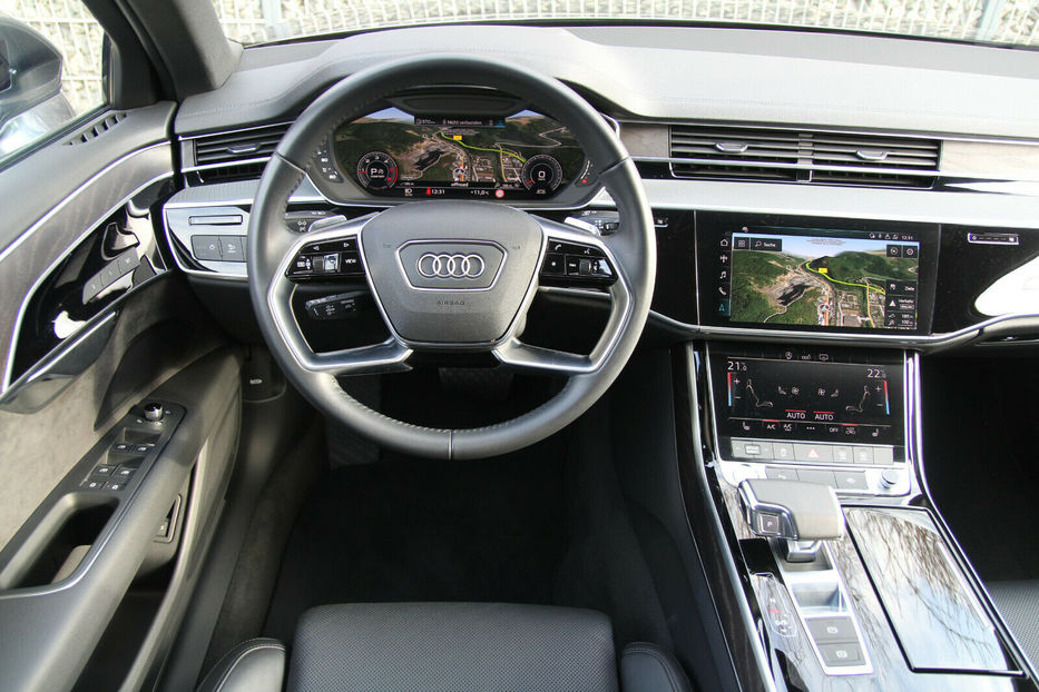 Продам Audi A8 Quattro 2020 года в Киеве