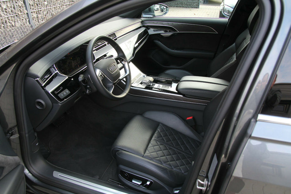Продам Audi A8 Quattro 2020 года в Киеве