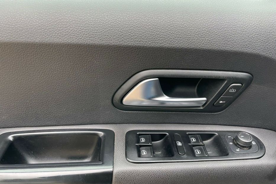 Продам Volkswagen Amarok 4Motion 2018 года в Киеве