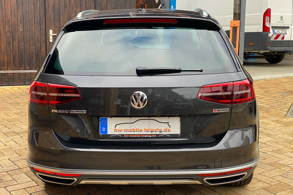 Продам Volkswagen Passat Alltrack 4Motion 2018 года в Киеве