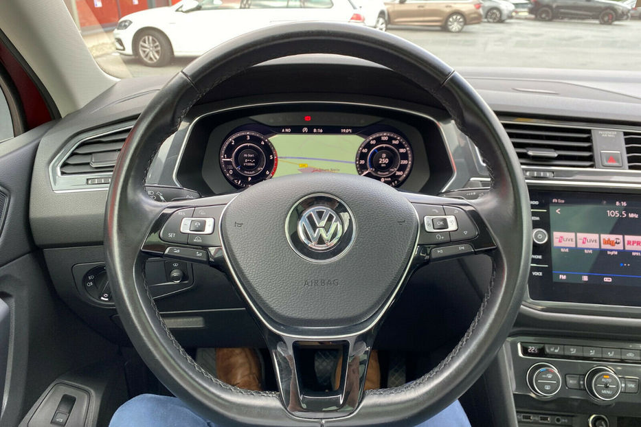 Продам Volkswagen Tiguan Allspace 2018 года в Киеве