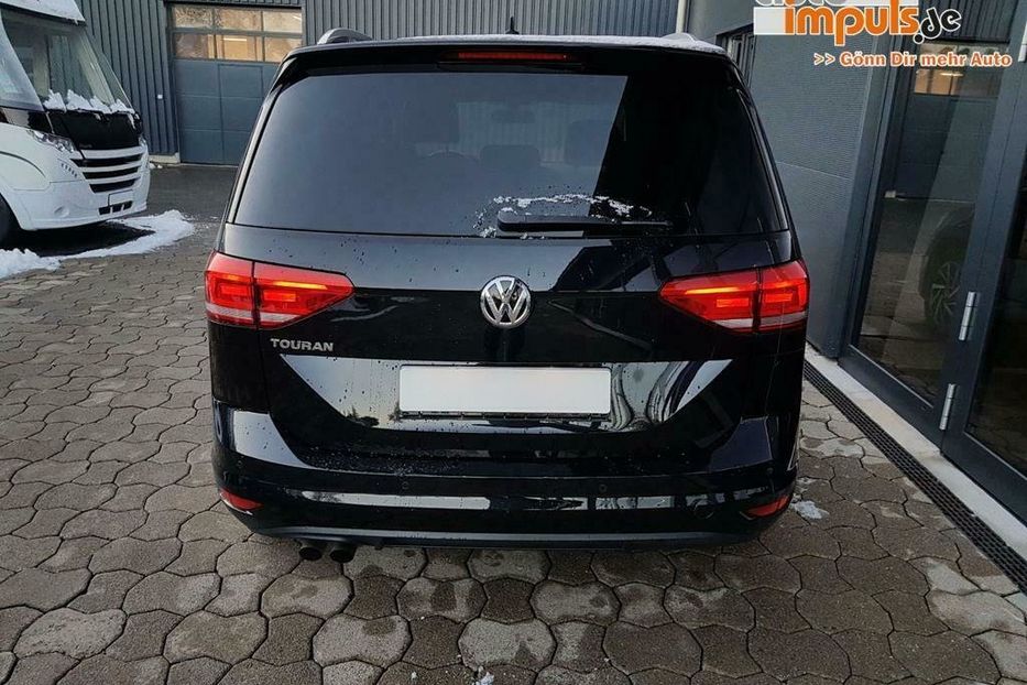 Продам Volkswagen Touran 2018 года в Киеве