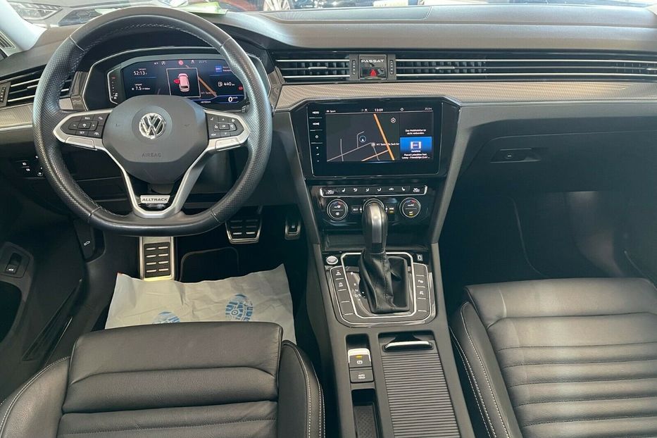 Продам Volkswagen Passat Alltrack 4Motion 2019 года в Киеве