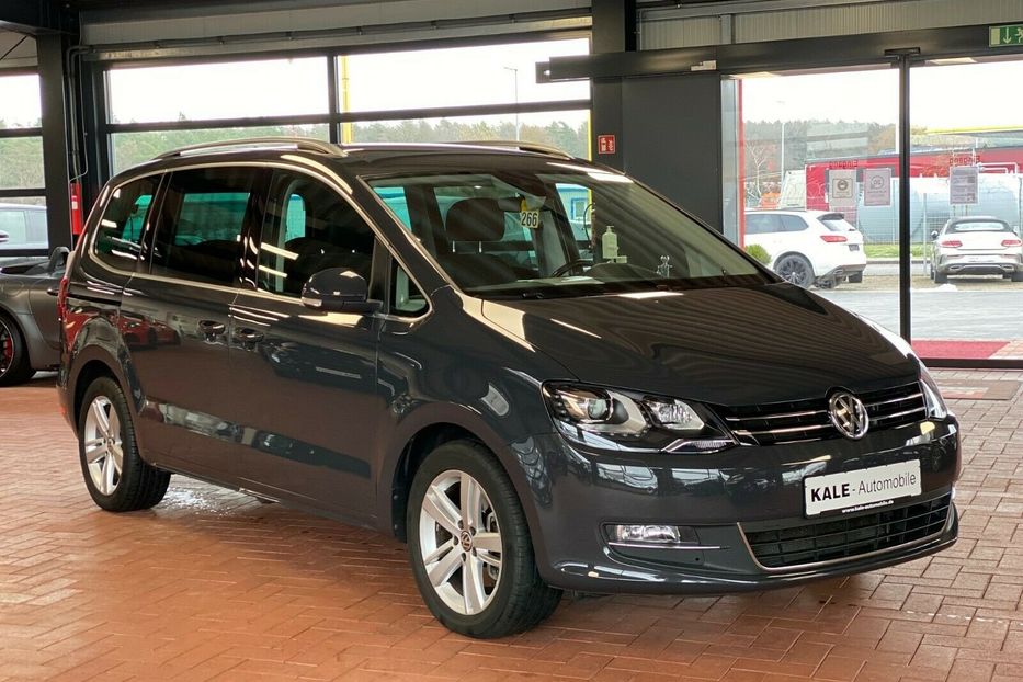 Продам Volkswagen Sharan 2019 года в Киеве