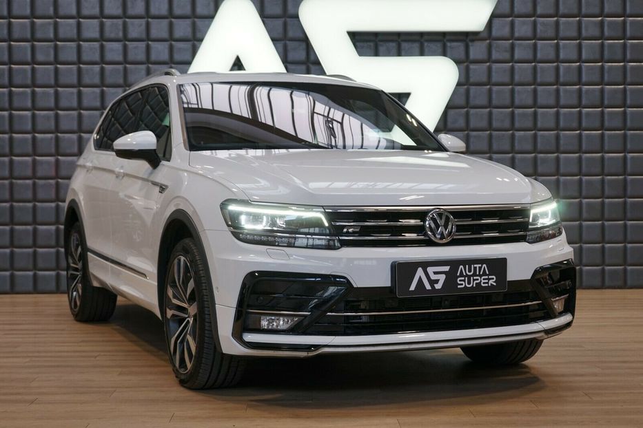 Продам Volkswagen Tiguan Allspace R-Line 2019 года в Киеве