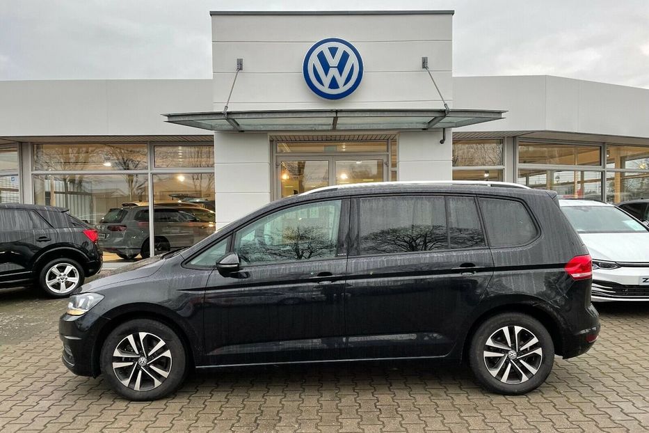 Продам Volkswagen Touran 2019 года в Киеве