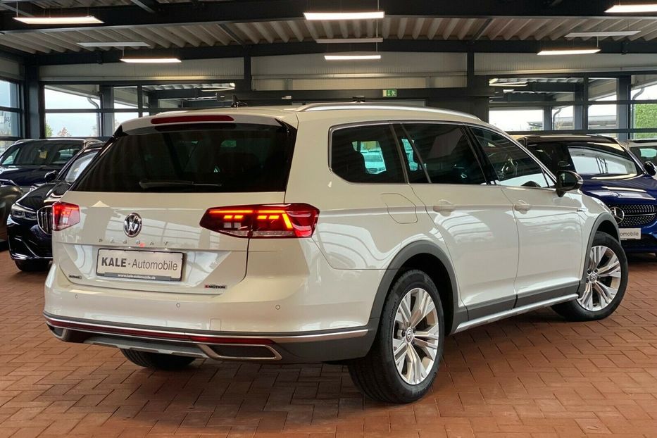 Продам Volkswagen Passat Alltrack 4Motion 2020 года в Киеве