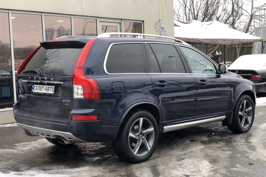 Продам Volvo XC90 R-design  2013 года в Киеве