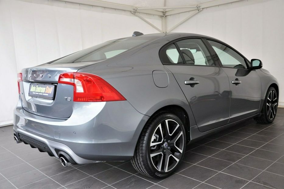 Продам Volvo S60 T5 2018 года в Киеве