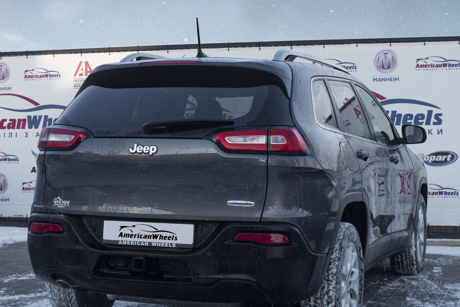 Продам Jeep Cherokee Latitude 2018 года в Черновцах