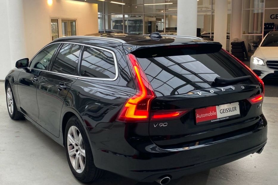 Продам Volvo V90 2018 года в Киеве