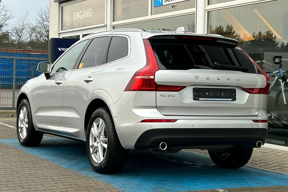 Продам Volvo XC60 D4 AWD 2018 года в Киеве