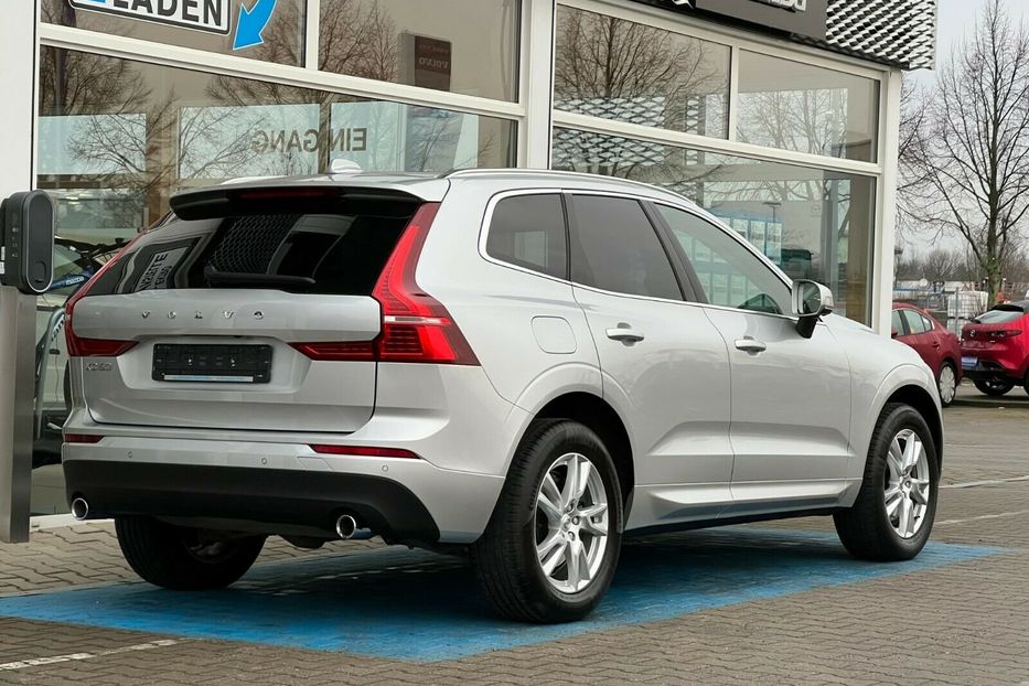 Продам Volvo XC60 D4 AWD 2018 года в Киеве