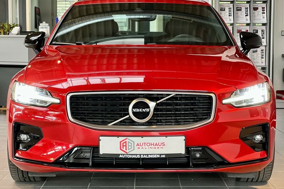 Продам Volvo S60 R Design 2018 года в Киеве