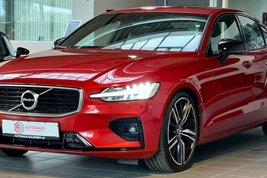 Продам Volvo S60 R Design 2018 года в Киеве