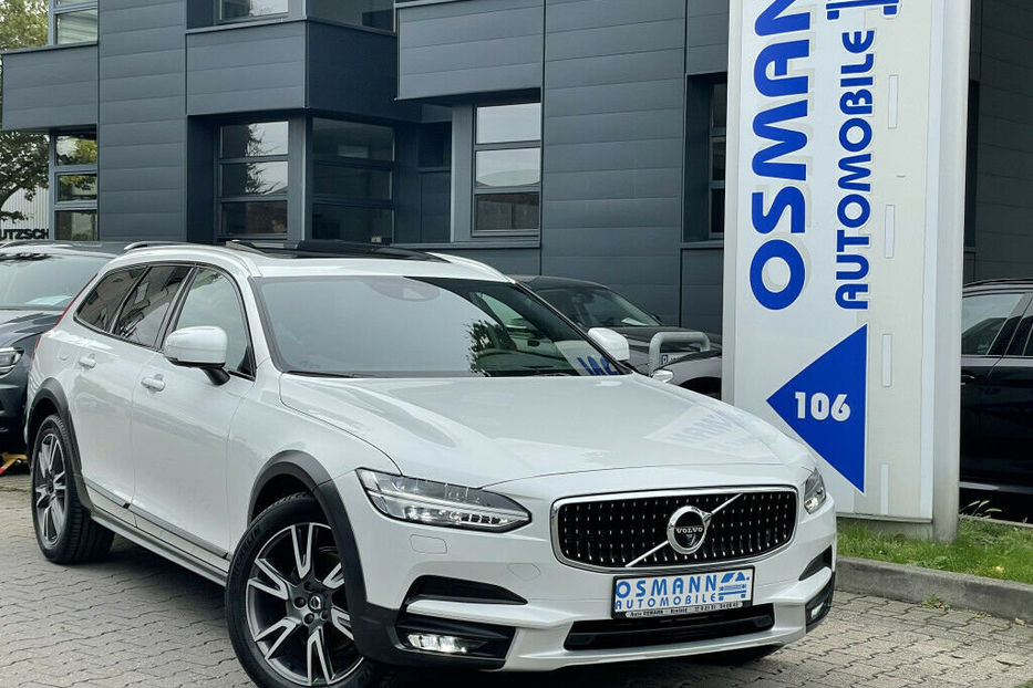 Продам Volvo V90 Cross Country 2019 года в Киеве