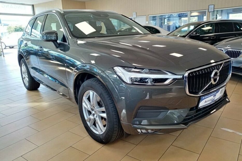 Продам Volvo XC60 R Design AWD 2019 года в Киеве