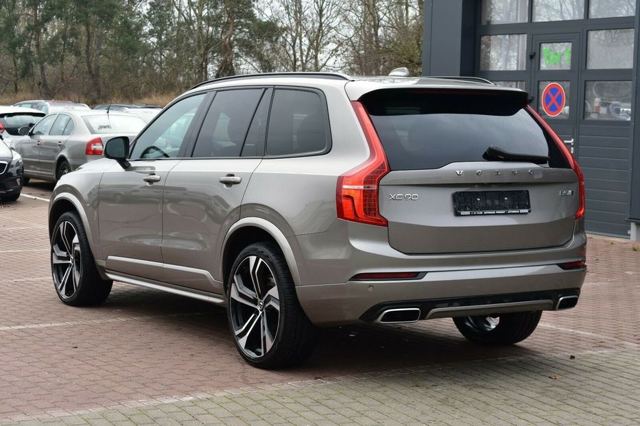 Продам Volvo XC90 R Design AWD 2019 года в Киеве