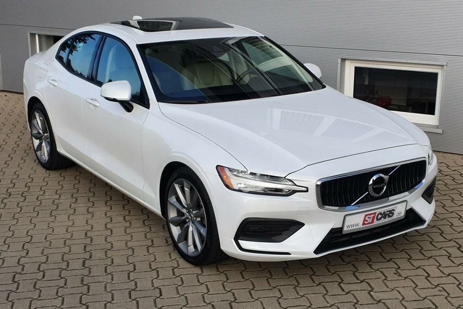 Продам Volvo S60 T6 AWD R Design 2020 года в Киеве