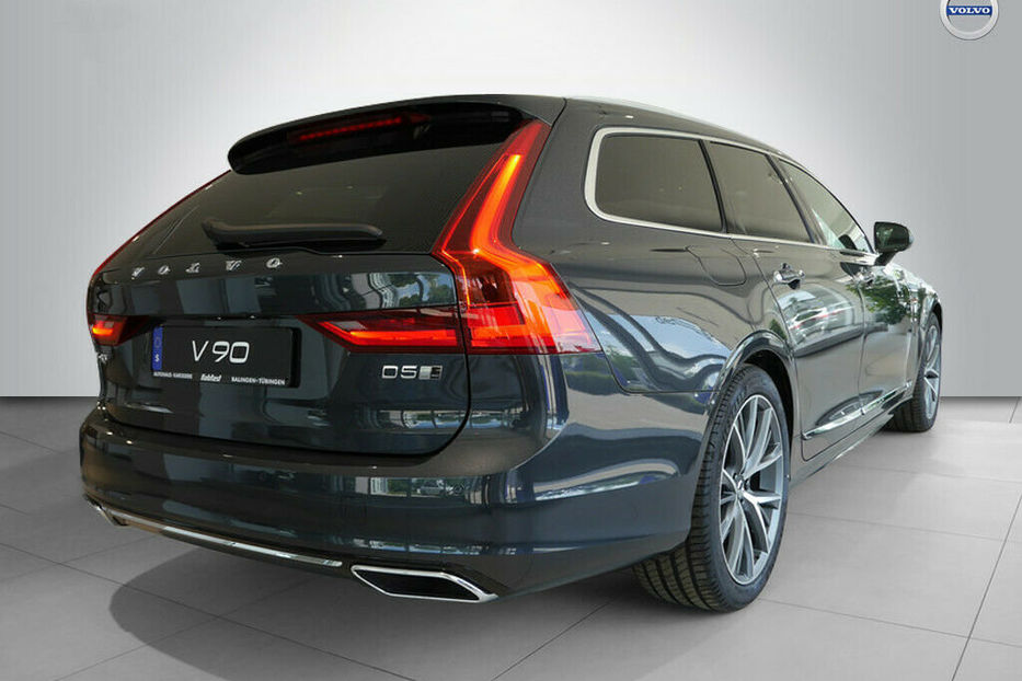 Продам Volvo V90 D5 AWD Inscription 2020 года в Киеве
