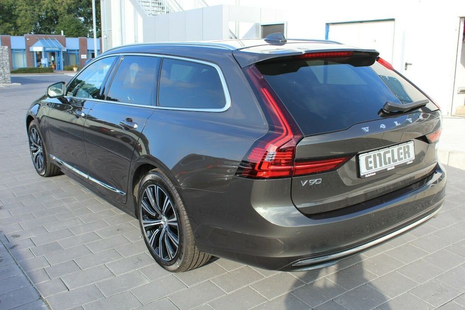 Продам Volvo V90 T6 Plug-In Hybrid AWD 2020 года в Киеве