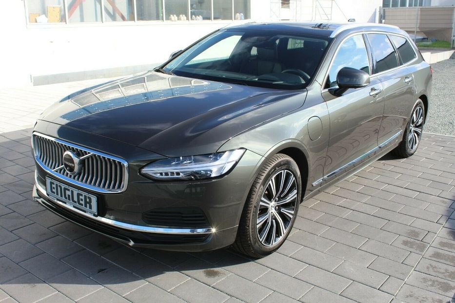 Продам Volvo V90 T6 Plug-In Hybrid AWD 2020 года в Киеве