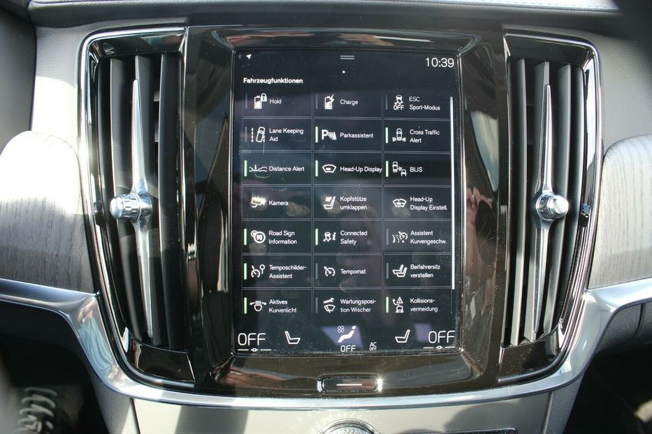 Продам Volvo V90 T6 Plug-In Hybrid AWD 2020 года в Киеве
