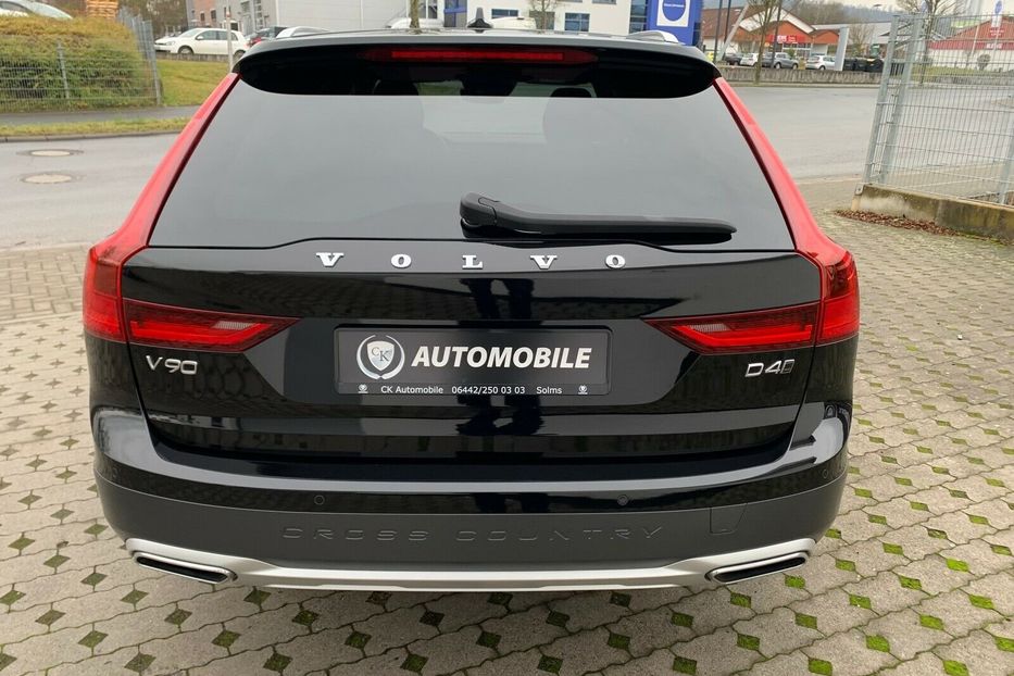 Продам Volvo V90 Cross Country 2020 года в Киеве