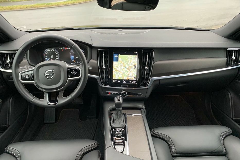 Продам Volvo V90 Cross Country 2020 года в Киеве