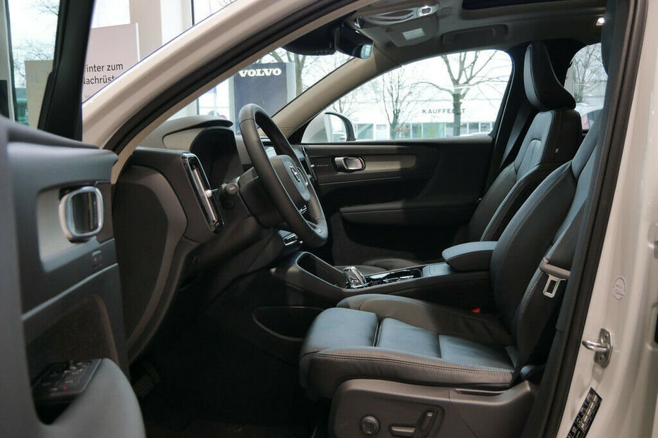 Продам Volvo A XC40 2020 года в Киеве
