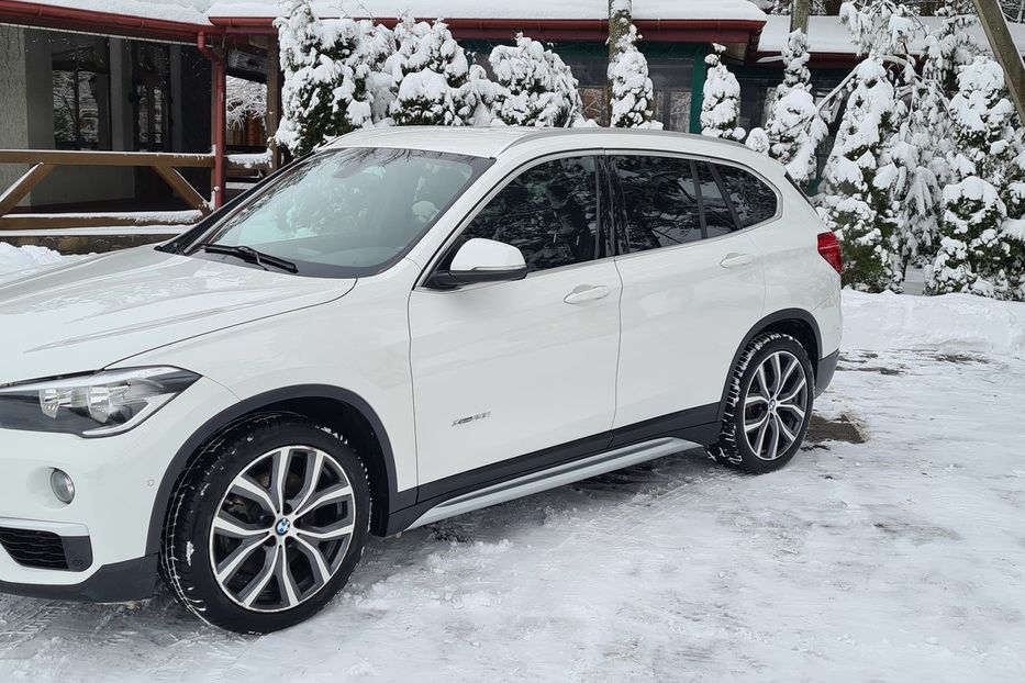 Продам BMW X1 2016 года в Львове